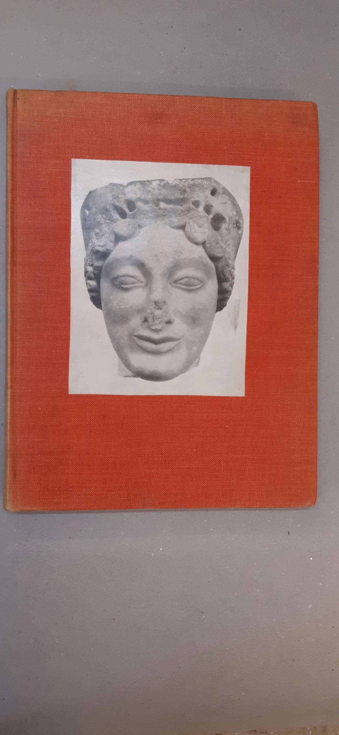 Payne, H., G. Mackworth-Young: Archaic Marble Sculpture from the Acropolis