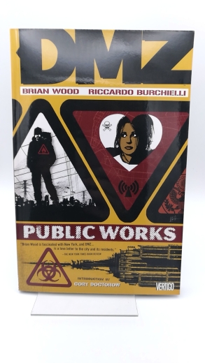 Wood, Brian: DMZ Vol. 3: Public Works